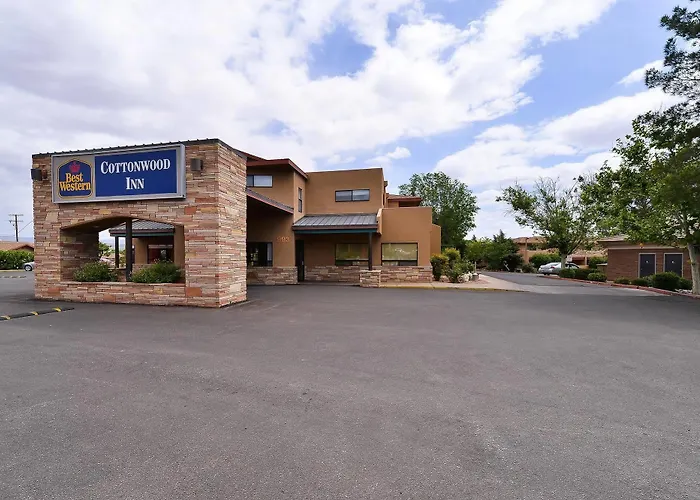 Western Hotel Cottonwood